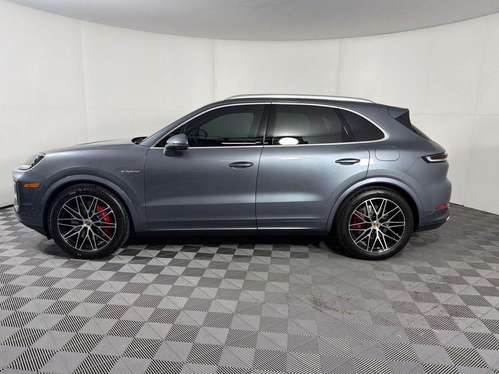 2026 Porsche CAYENNE CAYENNE S E-HYBRID — фото 2