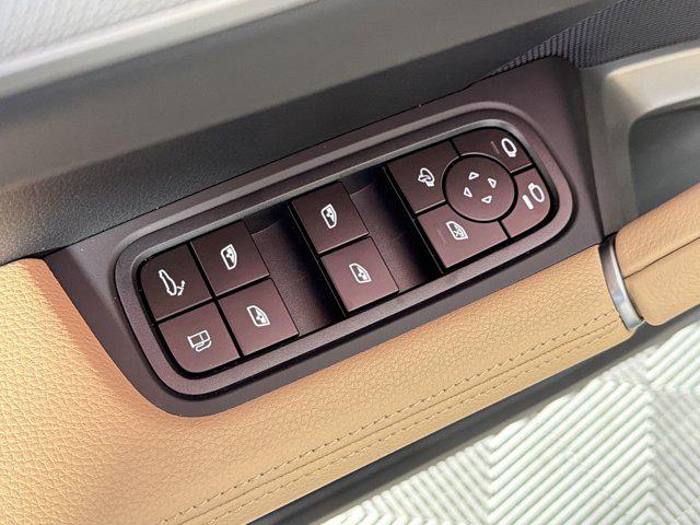 2026 Porsche CAYENNE CAYENNE E-HYBRID — миниатюра 13