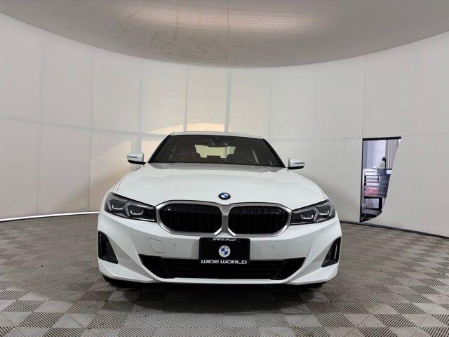 صورة 2 لـ 2023 BMW 330 I XDRIVE