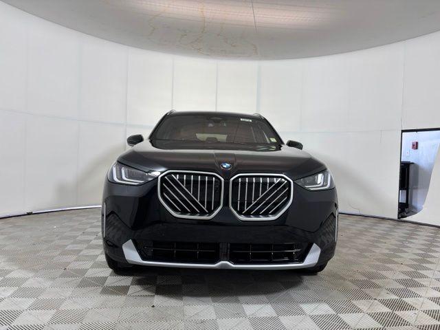صورة 2 لـ 2026 BMW X3 30 XDRIVE