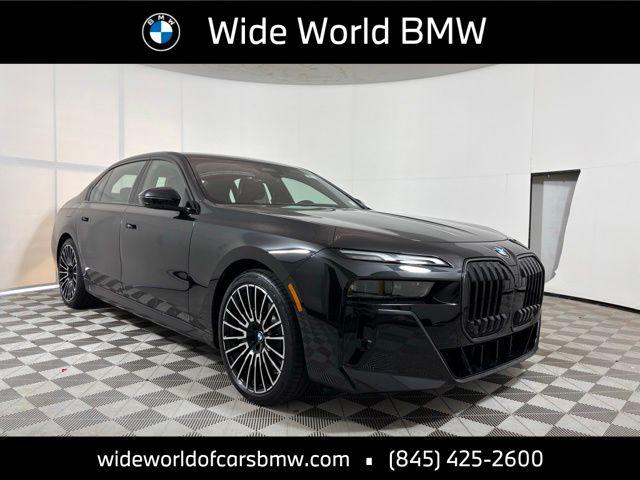 New 2026 BMW 740 i xDrive