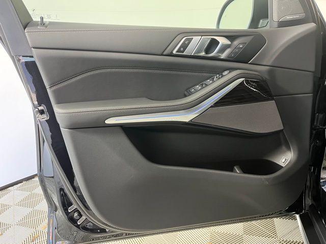 2026 BMW X5 PHEV XDRIVE50E photo 10