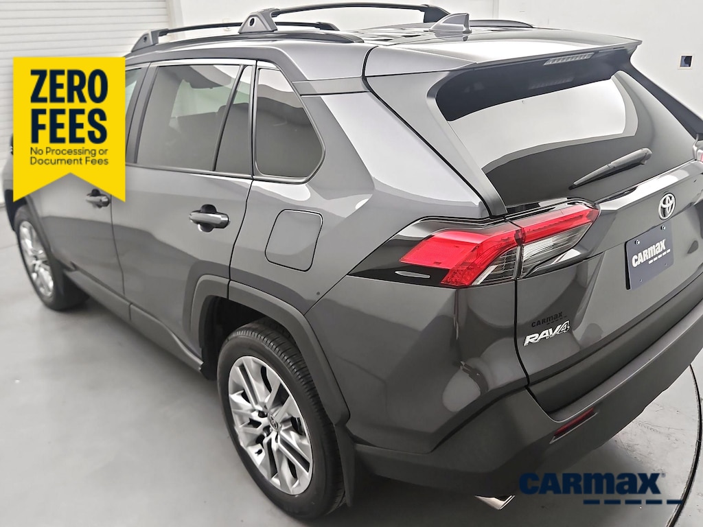 2024 Toyota RAV4 XLE PREMIUM — фото 9