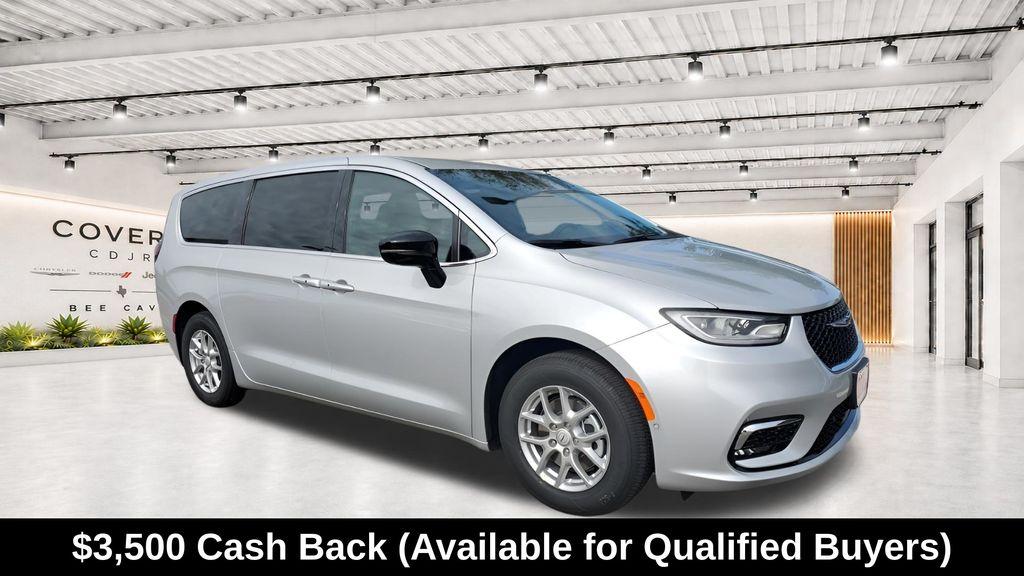New 2026 Chrysler Pacifica Select