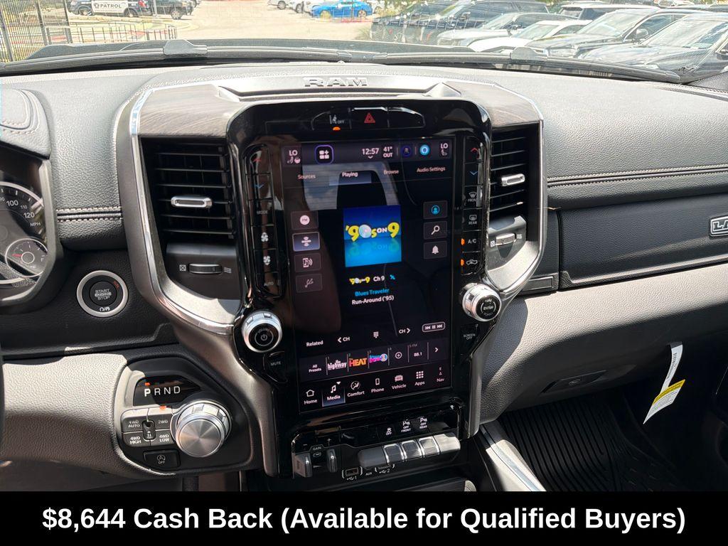 صورة مصغرة 24 لـ 2026 RAM 1500 LARAMIE