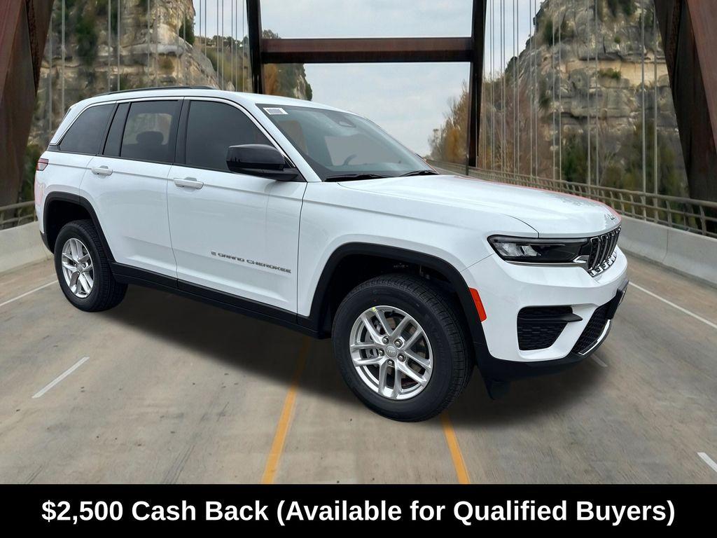 New 2026 Jeep Grand Cherokee Laredo