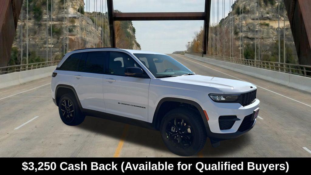 New 2025 Jeep Grand Cherokee Laredo