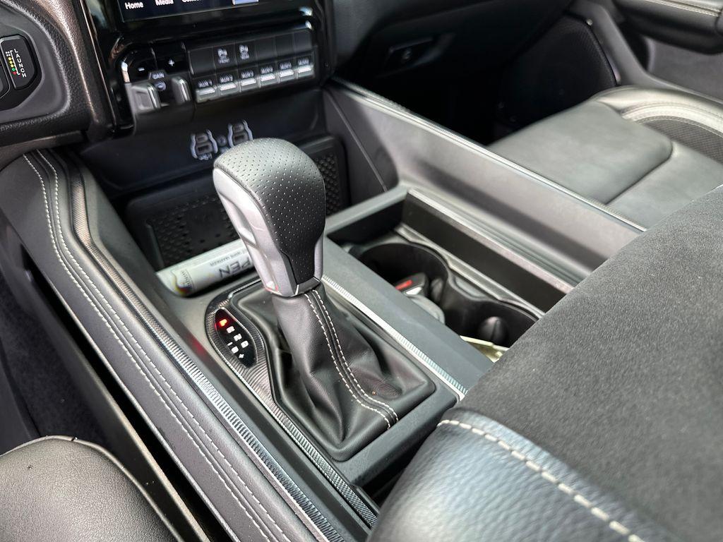 صورة مصغرة 28 لـ 2025 RAM 1500 RHO