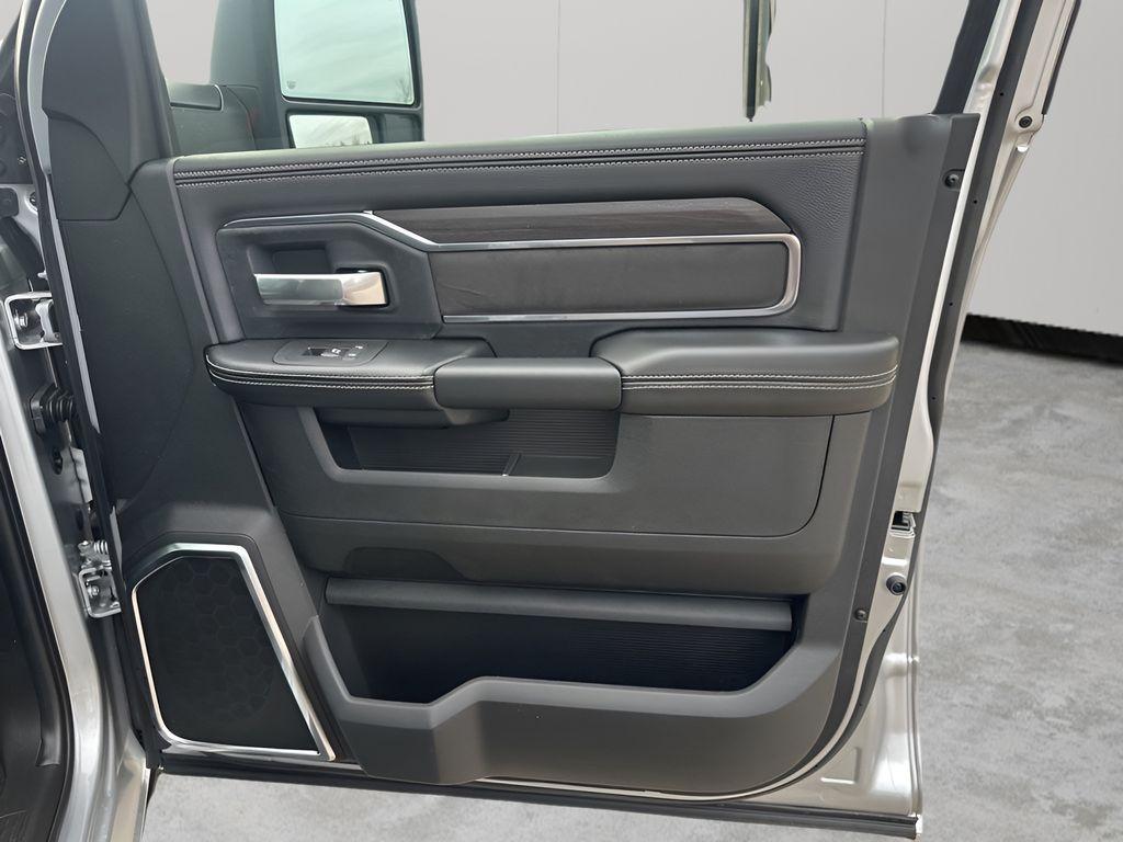 2026 RAM 2500 LARAMIE — миниатюра 12