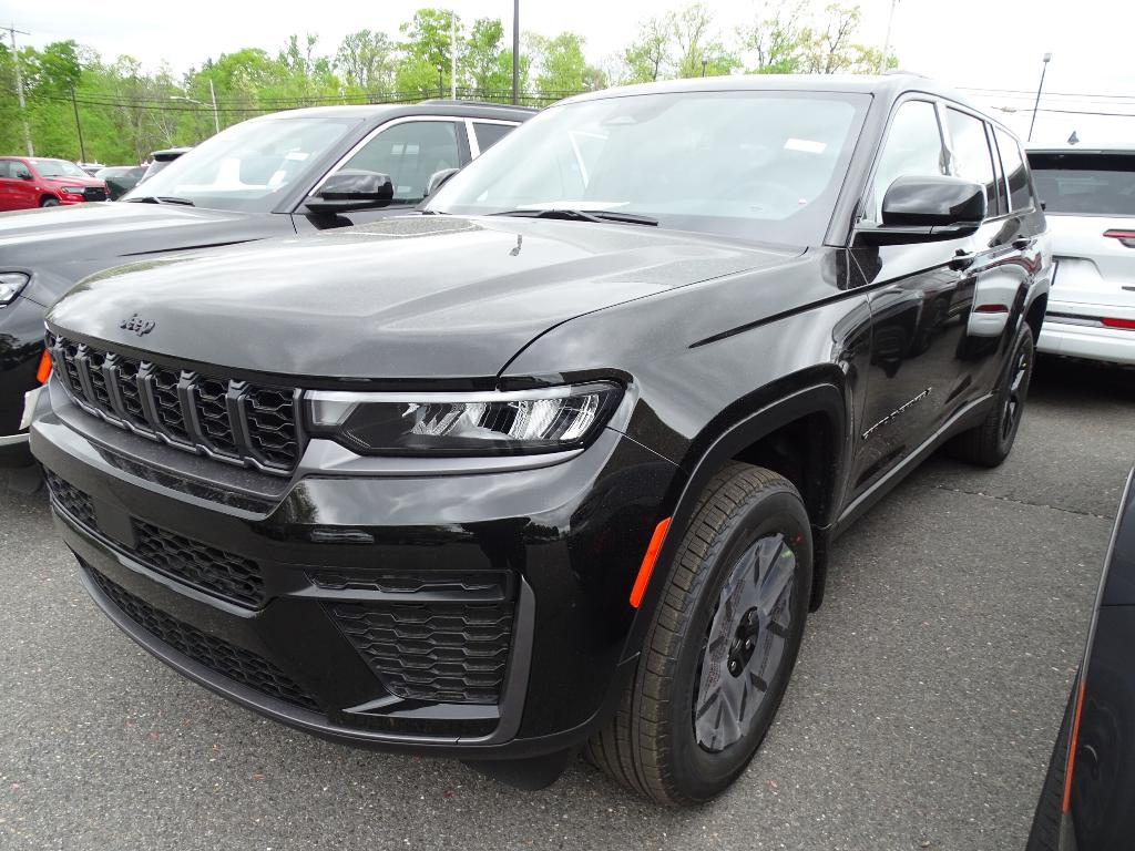 New 2026 Jeep Grand Cherokee L Laredo