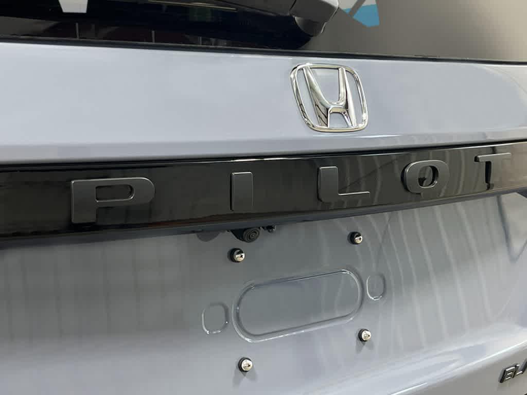 2026 Honda PILOT BLACK EDITION — фото 7