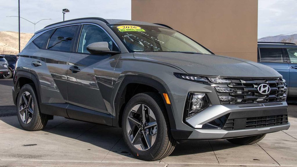 New 2026 Hyundai TUCSON SEL