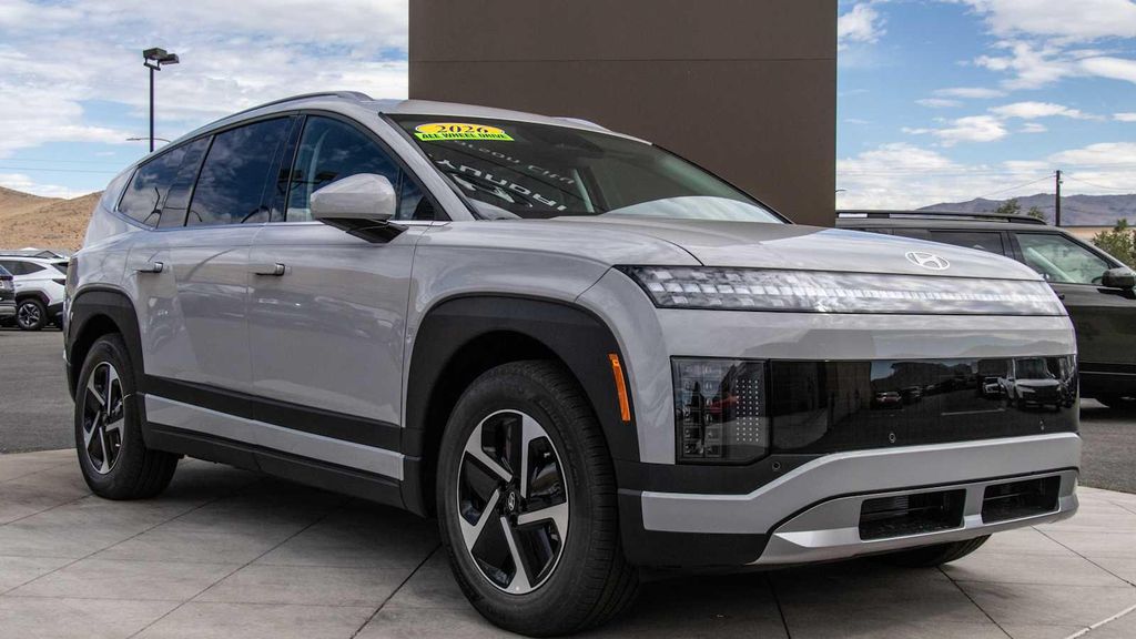 New 2026 Hyundai IONIQ 9 SE