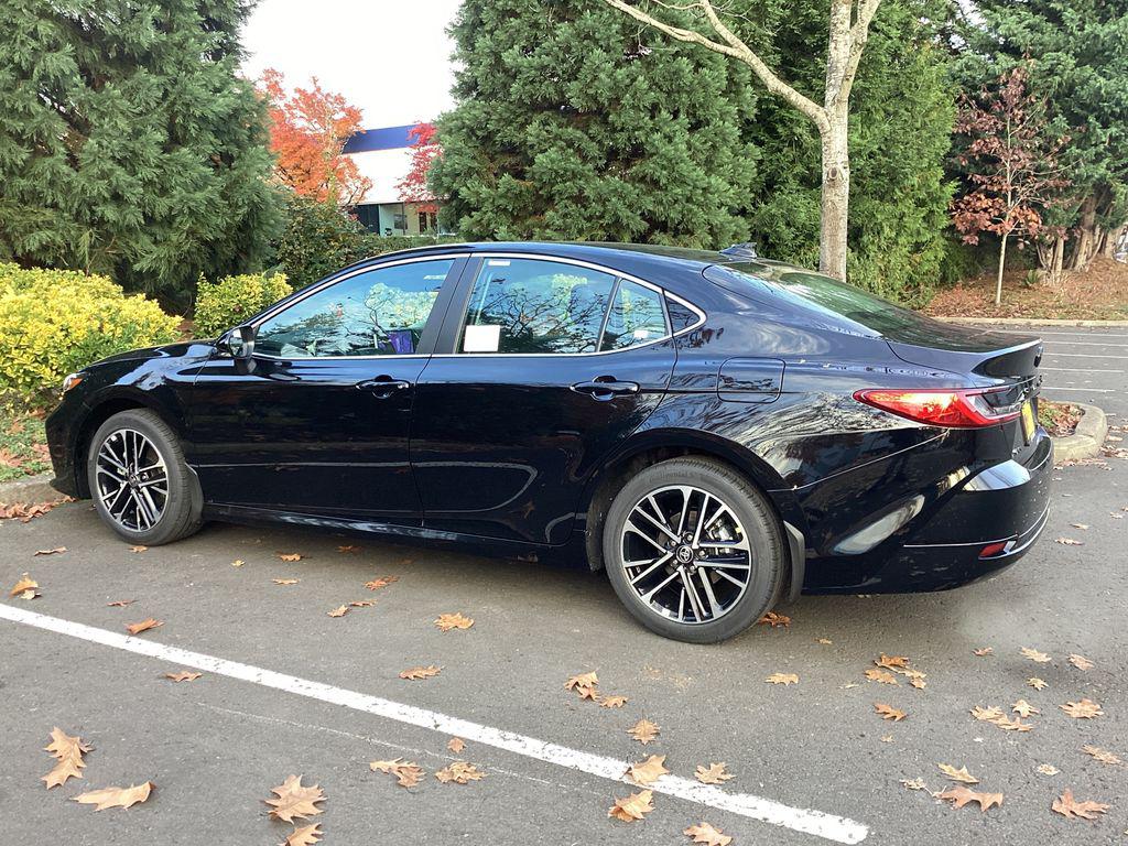 TOYOTA CAMRY - 6