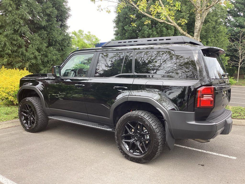 TOYOTA LAND CRUISER - 10