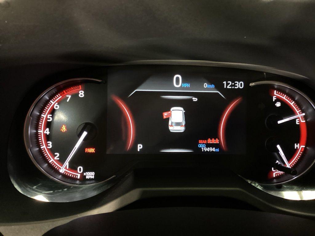 2025 Toyota RAV4 LE 缩略图 11