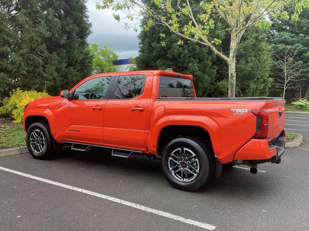 TOYOTA TACOMA - 8