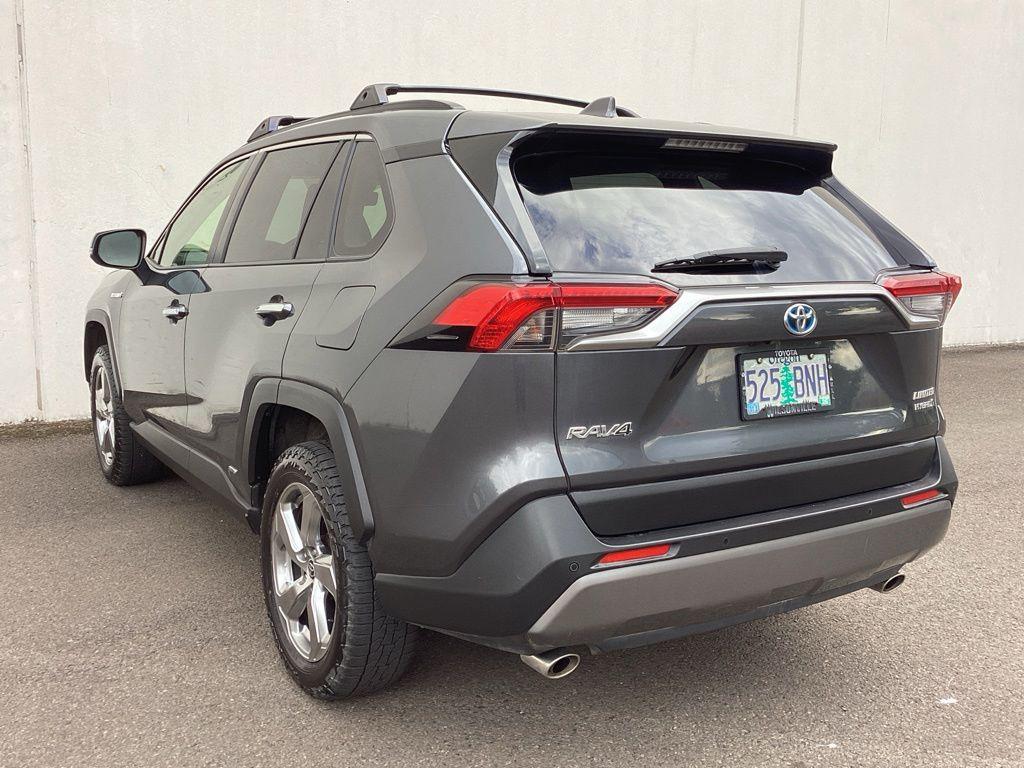 2020 Toyota RAV4 HYBRID LIMITED — фото 11