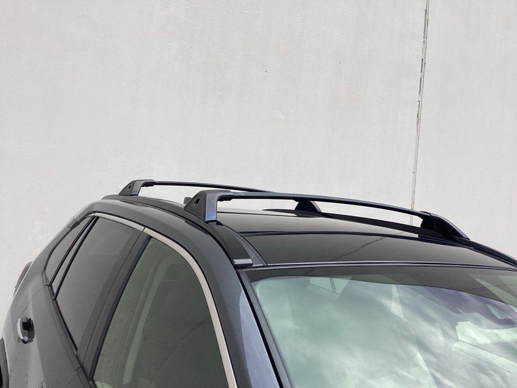 2020 Toyota RAV4 HYBRID LIMITED — фото 19
