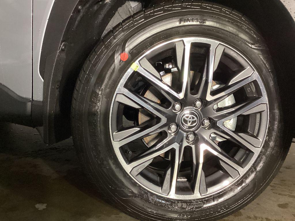 TOYOTA COROLLA CROSS - 7