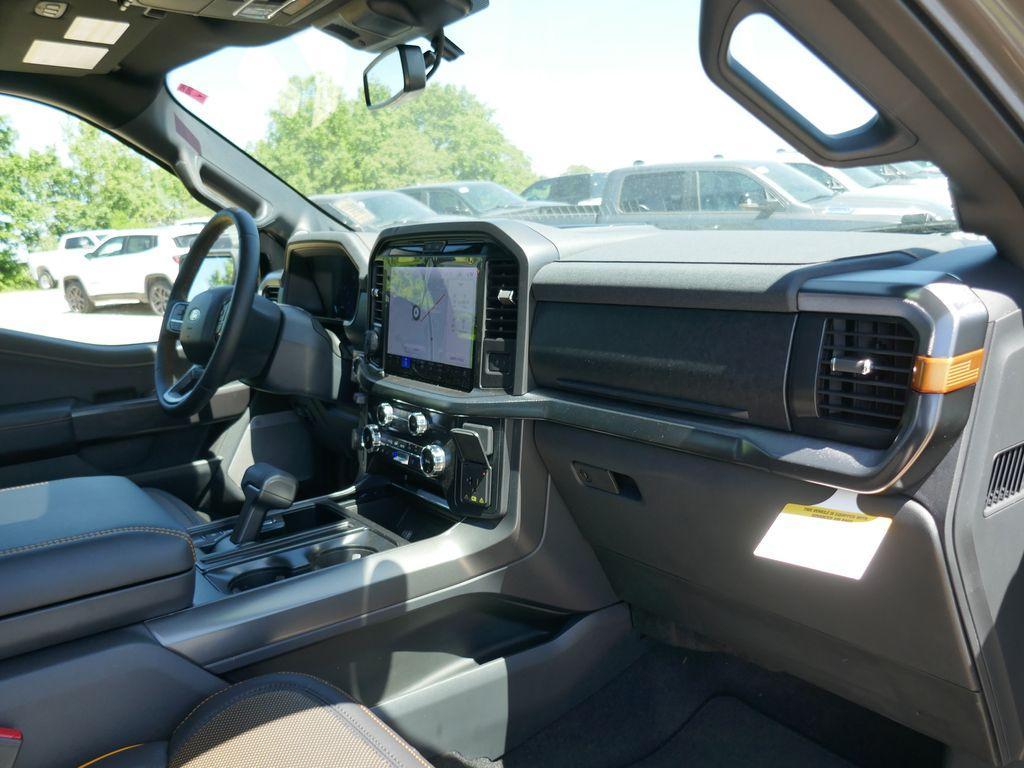 FORD F-150 TREMOR - 10