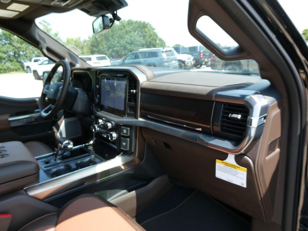 صورة مصغرة 13 لـ 2026 FORD F-150 KING RANCH