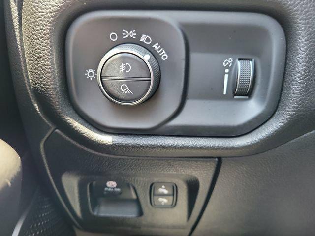 2025 RAM 1500 LONE STAR thumbnail 30