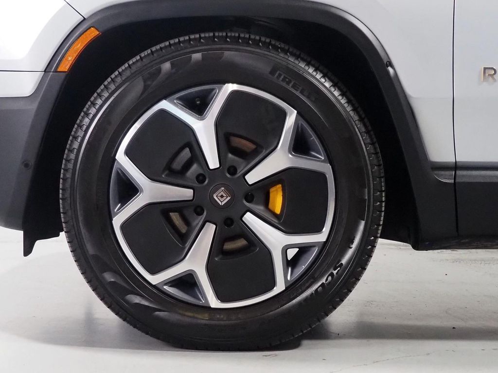صورة مصغرة 69 لـ 2024 Rivian R1S ADVENTURE QUAD MOTOR LARGE PACK