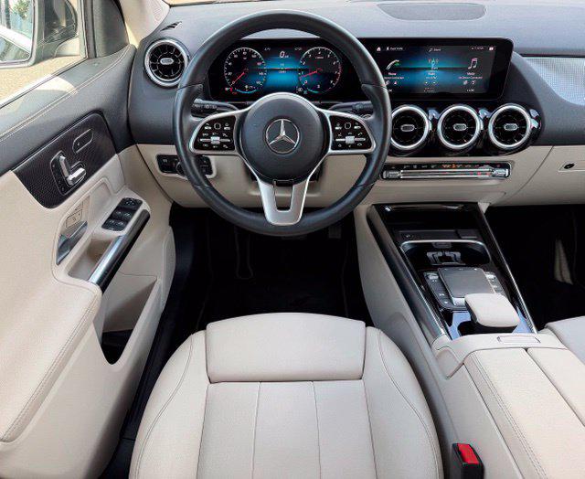 2022 Mercedes-BENZ GLA — миниатюра 11