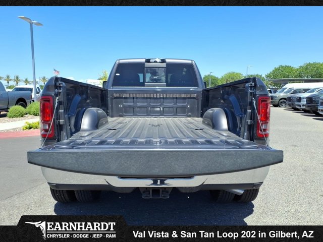 2026 RAM 3500 TRADESMAN photo 5