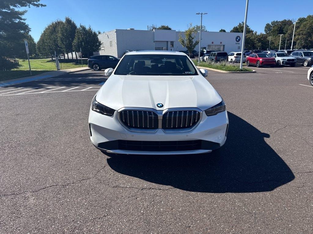 صورة 8 لـ 2026 BMW 530 I XDRIVE