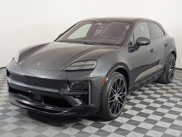 New 2025 Porsche Macan Macan Electric Turbo