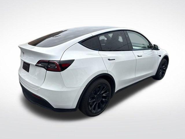 صورة 3 لـ 2024 Tesla MODEL Y LONG RANGE SINGLE MOTOR REAR-WHEEL DRIVE