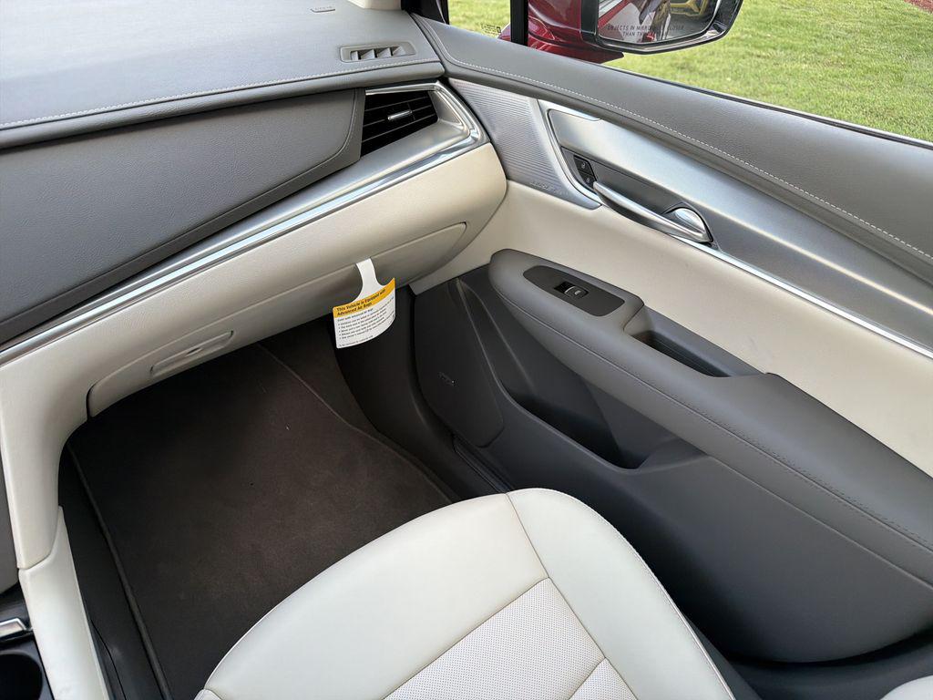 صورة مصغرة 16 لـ 2026 Cadillac XT5 PREMIUM LUXURY