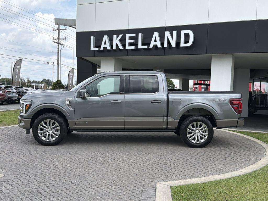 FORD F-150 KING RANCH - 3