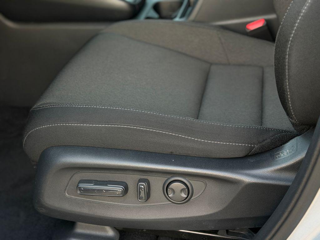 صورة مصغرة 18 لـ 2025 Honda CR-V EX