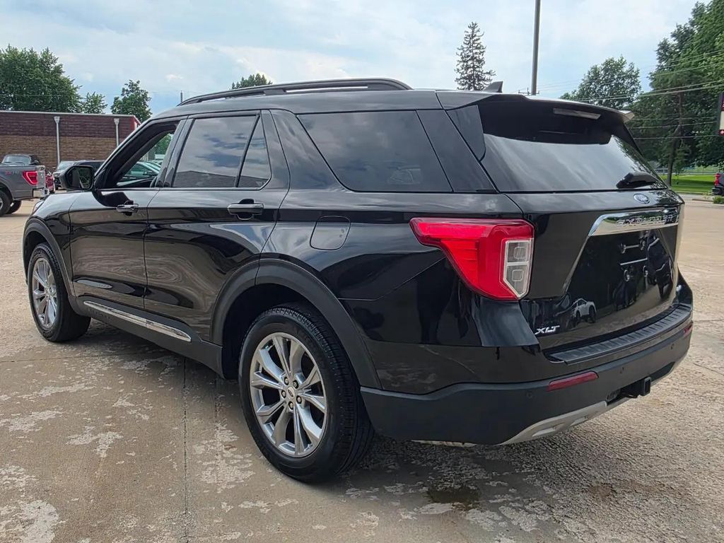 2022 FORD EXPLORER XLT 缩略图 17
