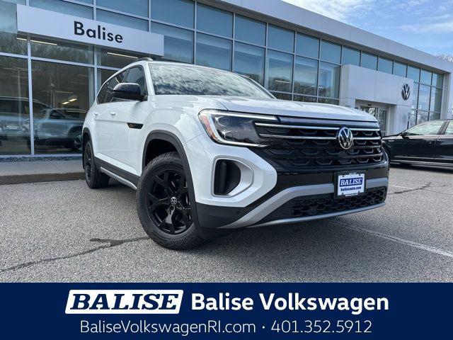 New 2026 Volkswagen Atlas Peak Edition