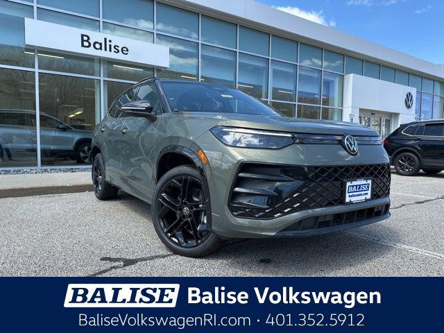 New 2026 Volkswagen Tiguan 2.0T SE R-Line Black 4MOTION