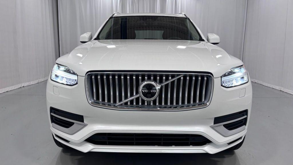 2025 Volvo XC90 PLUG-IN HYBRID T8 PLUS 7-SEATER — фото 3