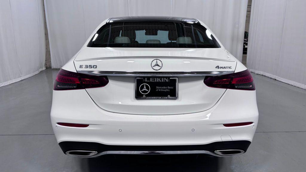 MERCEDES-BENZ E-CLASS - 7