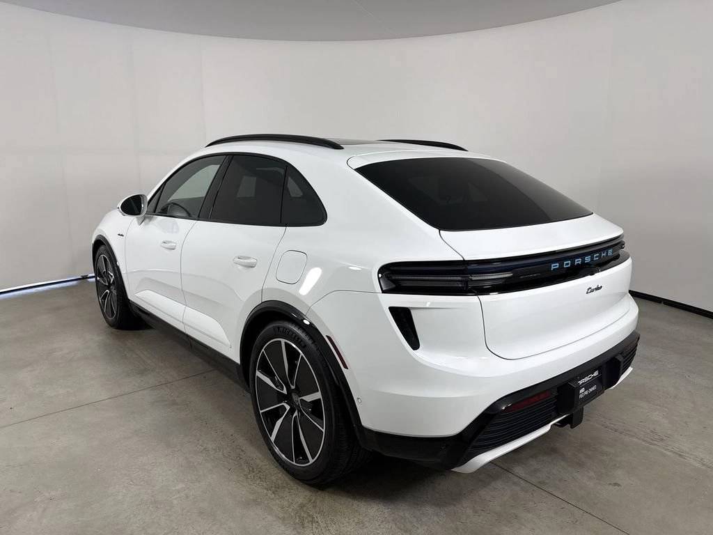 2025 Porsche MACAN 照片 3