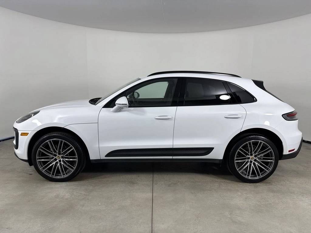 2026 Porsche MACAN 照片 2