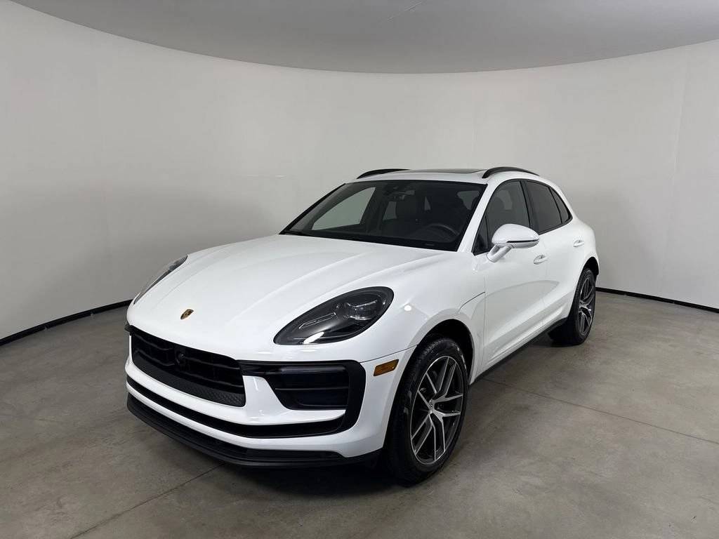 صورة 1 لـ 2025 Porsche MACAN