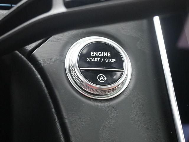 MERCEDES-BENZ E-CLASS - 7