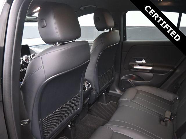 MERCEDES-BENZ GLA - 9