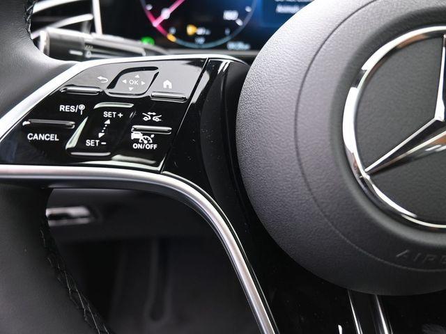 MERCEDES-BENZ E-CLASS - 2