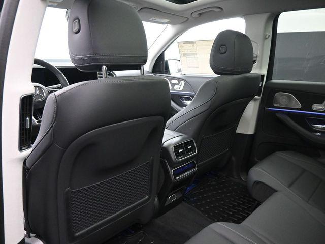 MERCEDES-BENZ GLS - 10