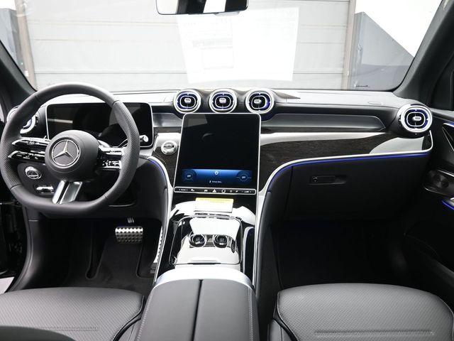 2026 Mercedes-BENZ GLC — миниатюра 27