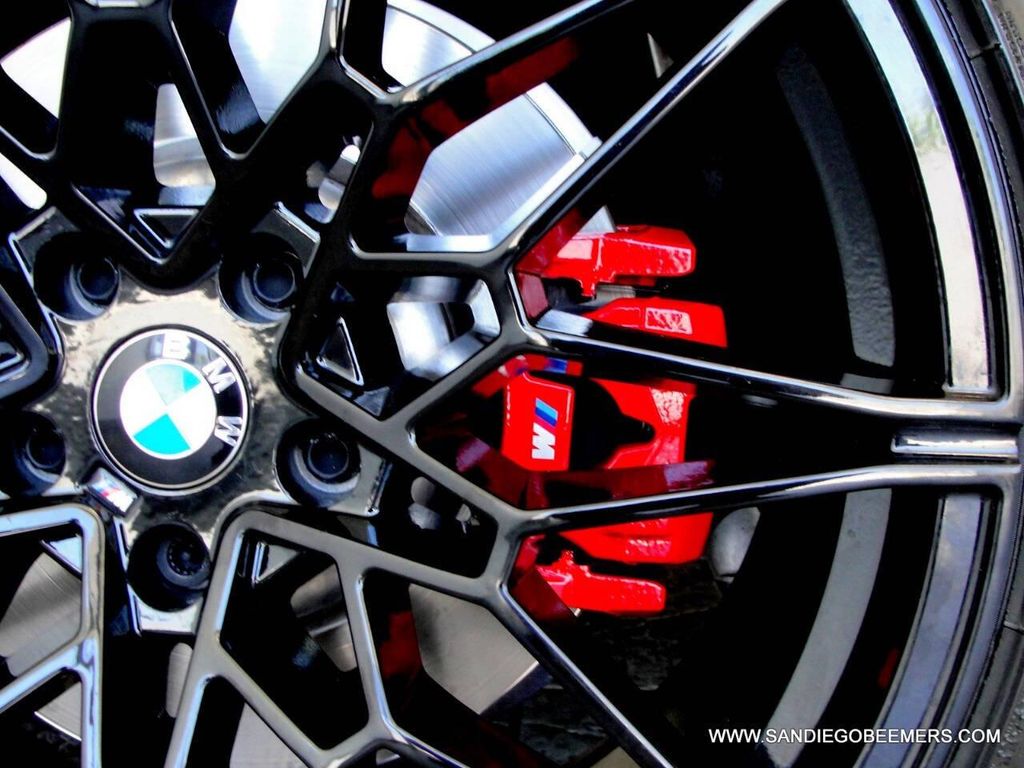 صورة 18 لـ 2024 BMW M240 I